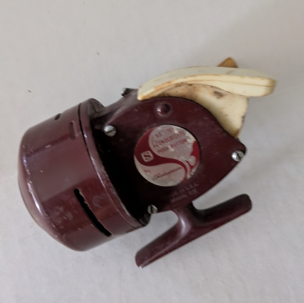 Shakespeare Wonderflyte No. 1765 Push-Button Reel